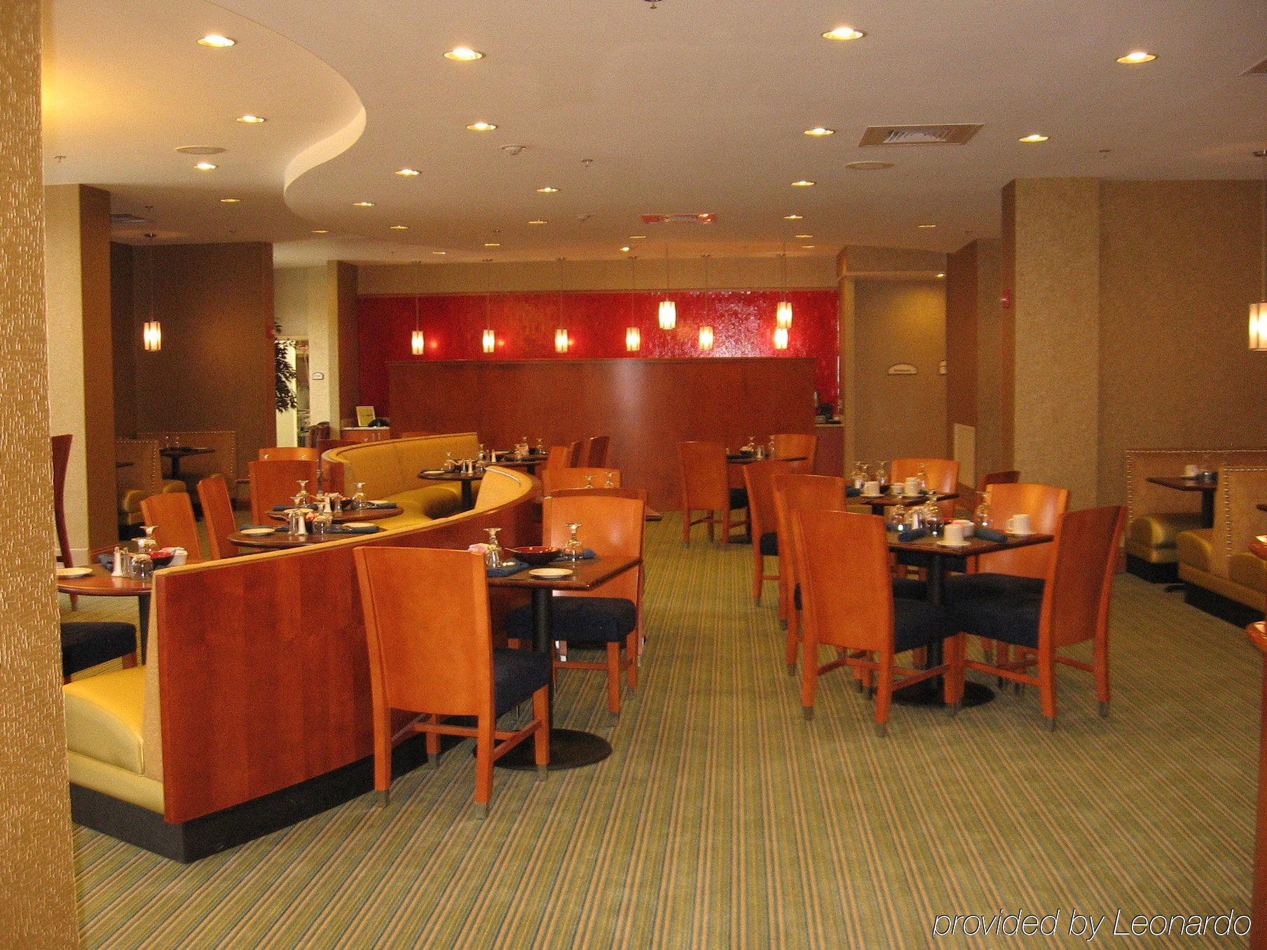 Doubletree Richmond Airport Hotel Sandston Restaurant photo